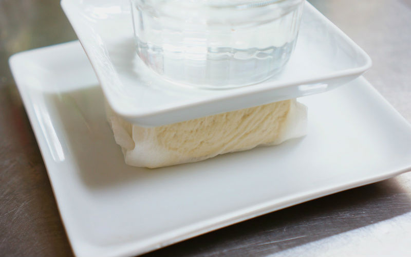 豆腐の水切り
